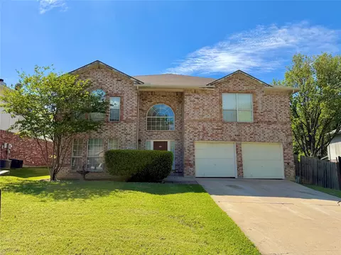 5518 Heathercrest Dr, Arlington, TX 76018