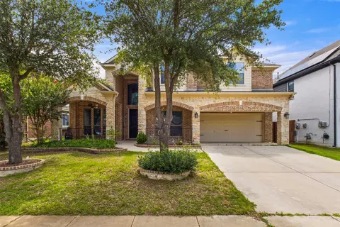 973 Tara Dr, Burleson, TX 76028