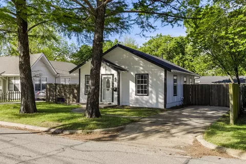 1507 N Preston St, Ennis, TX 75119