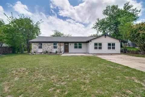 4 Sesame Pl, Mesquite, TX 75149