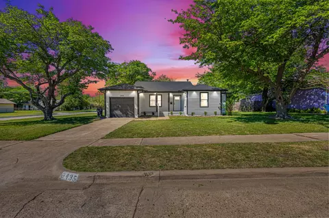 3435 Poinsettia Dr, Dallas, TX 75211