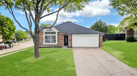 214 Chamblin Ct, Cedar Hill, TX 75104