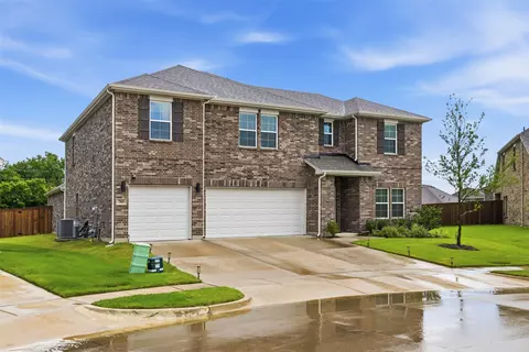 785 Vineyard Way, Forney, TX 75126