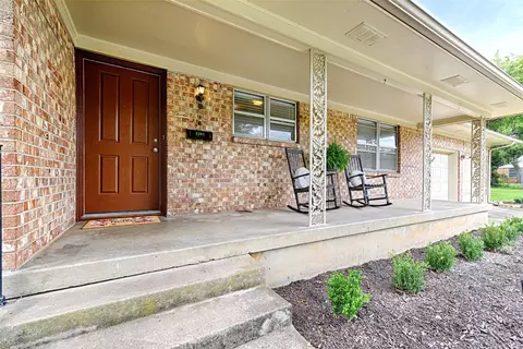 2303 Panhandle St, Denton, TX 76201