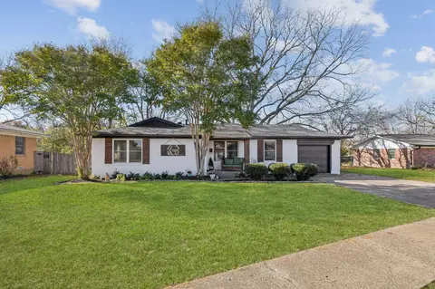 207 Joe White St, Rockwall, TX 75087