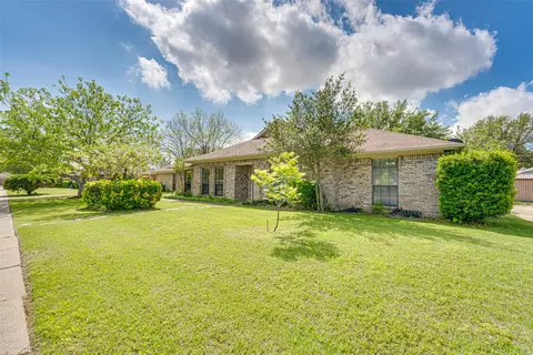 3410 Conlin Dr, Rowlett, TX 75088