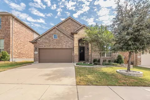 10004 Tule Lake Rd, Fort Worth, TX 76177