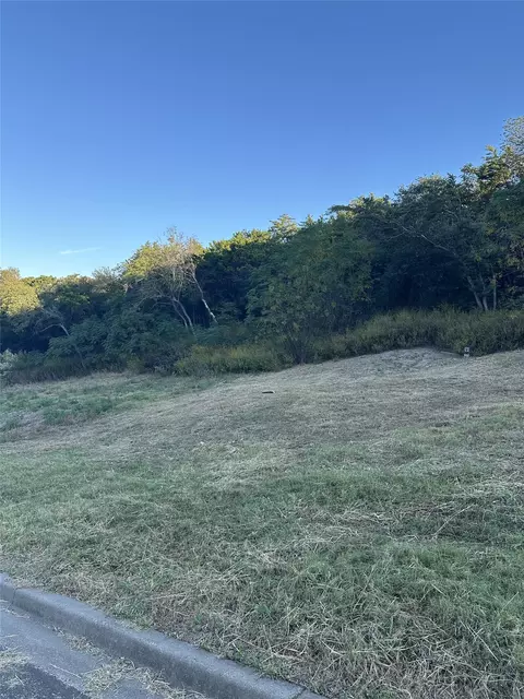 803 Poage Dr, Woodway, TX 76712