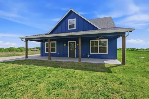 3684 E Leslie Ln, Sherman, TX 75090