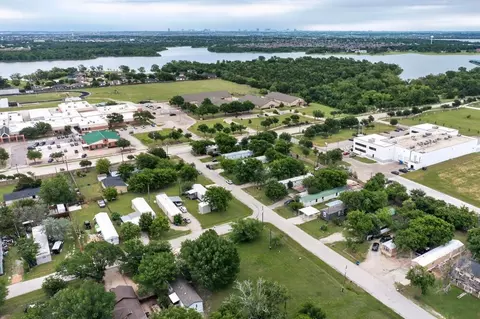 406 Debbie St, Little Elm, TX 75068
