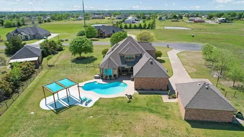 373 Sundance Dr, Van Alstyne, TX 75495