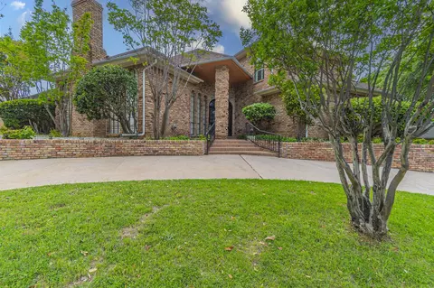 2714 Ridge Top Ln, Arlington, TX 76006