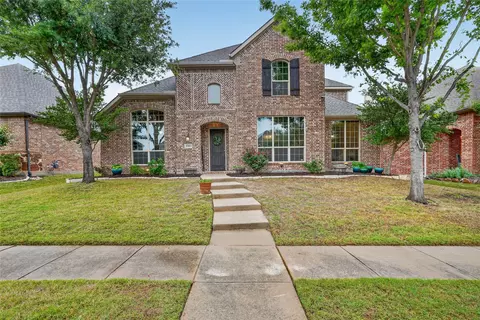 3505 Meadow Bluff Ln, Sachse, TX 75048