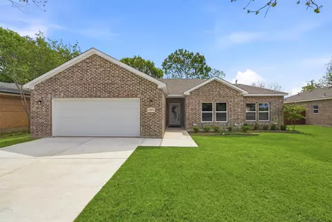 1015 Holiday, Sherman, TX 75090