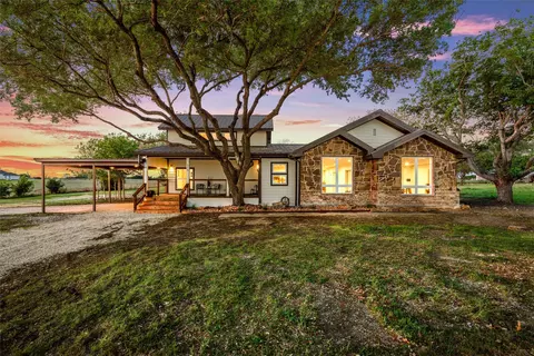 515 Iron Bridge Rd, Lorena, TX 76655