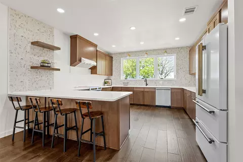 Kitchen - 515 Iron Bridge Rd, Lorena, TX 76655 photo 1 of 6