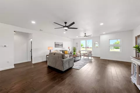 Living - 515 Iron Bridge Rd, Lorena, TX 76655 photo 1 of 2
