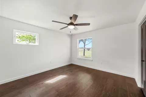 Bedroom - 515 Iron Bridge Rd, Lorena, TX 76655 photo 3 of 4
