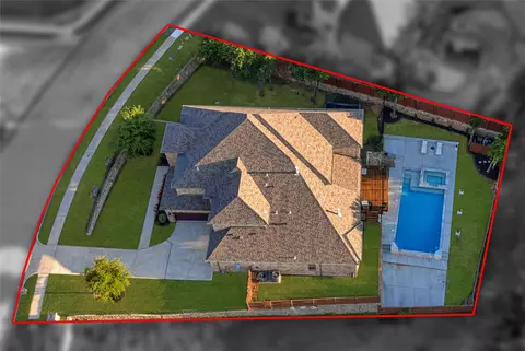 1612 Emerald Knoll Ct, Keller, TX 76248