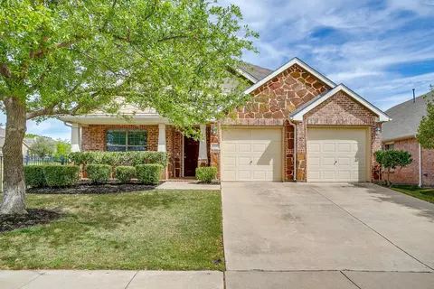 3917 Foreland Dr, Roanoke, TX 76262