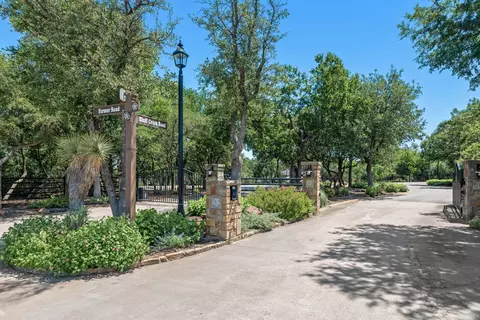 137 Bluff Creek Rd, Weatherford, TX 76087