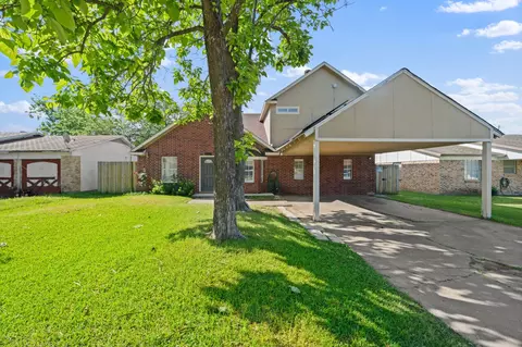 1104 Carmody Dr, Mesquite, TX 75149
