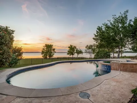 1804 S Lakeshore Dr, Rockwall, TX 75087