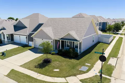 9024 Fair Oaks Dr, Providence Village, TX 76227