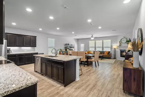 9024 Fair Oaks Dr, Providence Village, TX 76227