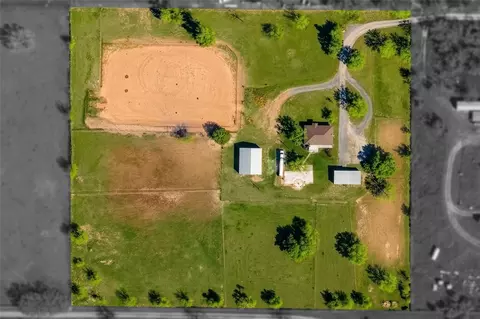 132 Crowley Ln, Mineral Wells, TX 76067