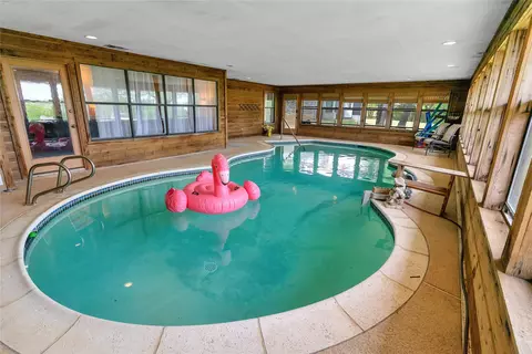 6212 Westover Dr, Granbury, TX 76049