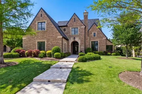 6805 Mulhouse Ct, Plano, TX 75024