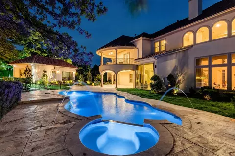8600 Riviera Ct, Flower Mound, TX 75022