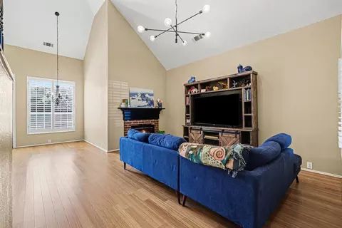 Living - 337 Touchdown Dr, Irving, TX 75063 photo 1 of 2