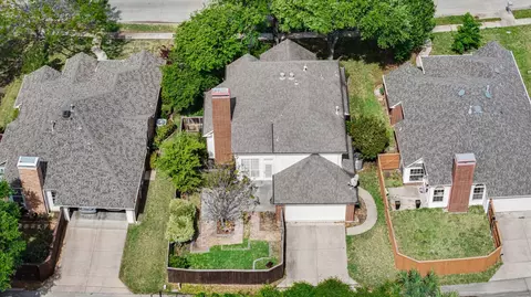 View/Area - 337 Touchdown Dr, Irving, TX 75063 photo 3 of 4