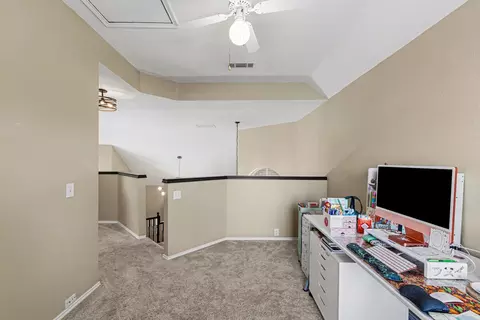 Entry Way - 337 Touchdown Dr, Irving, TX 75063 photo 4 of 5