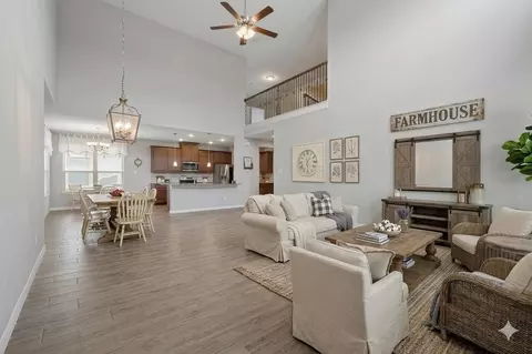 73 River Oaks Blvd, Waxahachie, TX 75165