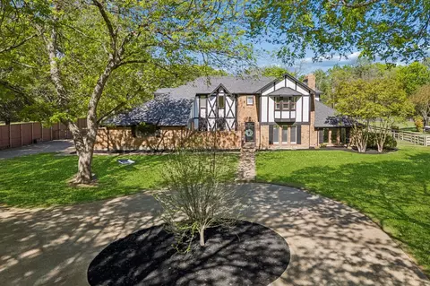 501 Cottonwood Pl, Fairview, TX 75069