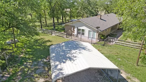 1830 Fm 221, Hamilton, TX 76531