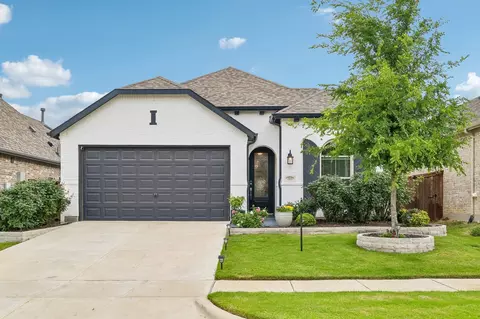 1913 Jumper Fields Dr, Aubrey, TX 76227