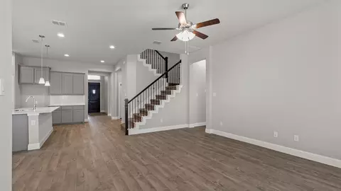 Living - 729 Soaring Hawk Dr, Fort Worth, TX 76008 photo 2 of 3
