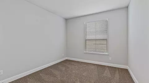 Bedroom - 729 Soaring Hawk Dr, Fort Worth, TX 76008 photo 6 of 11