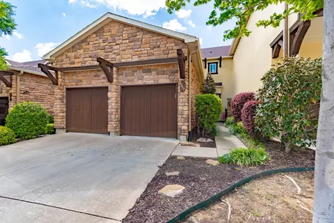4617 Kaitlyn Ln, Grapevine, TX 76051
