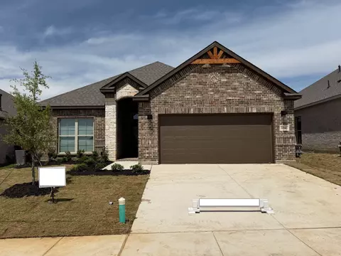 1041 Nighthawk Trl, Alvarado, TX 76009
