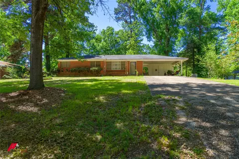 3223 Dearborn St, Shreveport, LA 71107