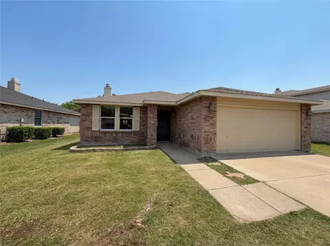 5145 Cliff Oaks Dr, Fort Worth, TX 76179
