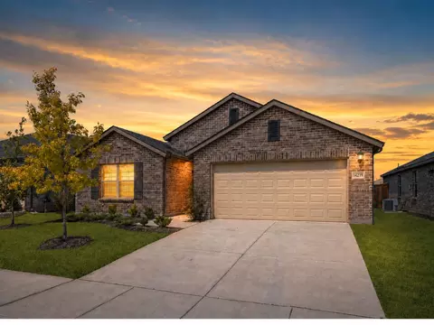 14219 Aberavon Dr, Pilot Point, TX 76258