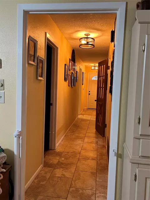 114 W Spencer St, Bangs, TX 76823 photo 5