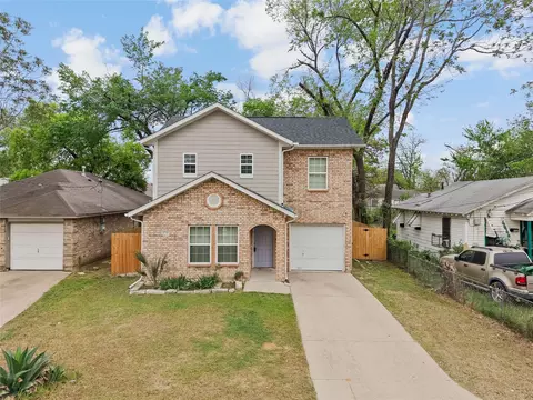 2714 Stephenson Dr, Dallas, TX 75215