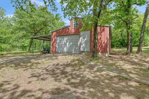 Exterior - 982 Stonecrest Rd, Argyle, TX 76226 photo 8 of 9